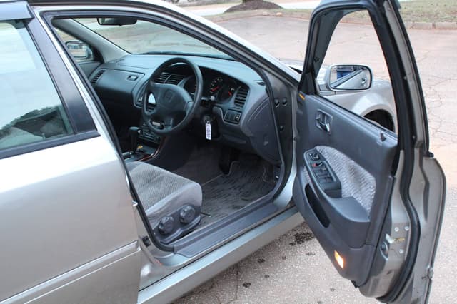 1997 Honda Accord JDM car for sale — photo 10 of 23