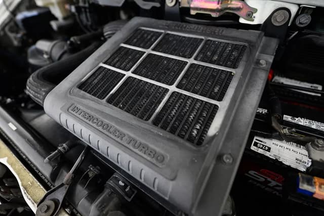 1998 Mitsubishi Delica JDM car for sale — photo 24 of 25