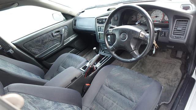 1998 Nissan Stagea JDM car for sale — photo 10 of 19