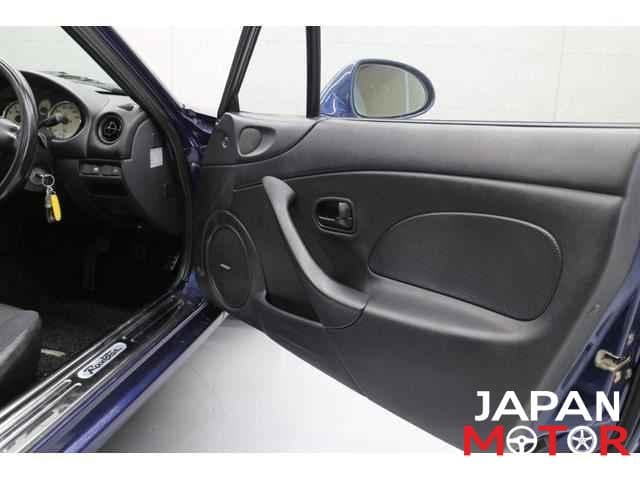 2000 Mazda Roadster (Eunos Roadster / MX-5) JDM car for sale — photo 9 of 13