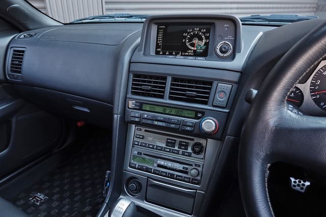 2002 Nissan Skyline JDM car for sale — photo 23 of 25