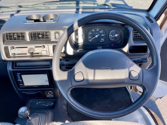 1999 Daihatsu Hijet JDM car for sale — photo 17 of 25