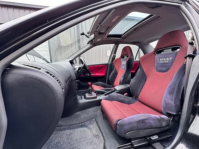 2000 Mitsubishi Lancer Evolution JDM car for sale — photo 24 of 25