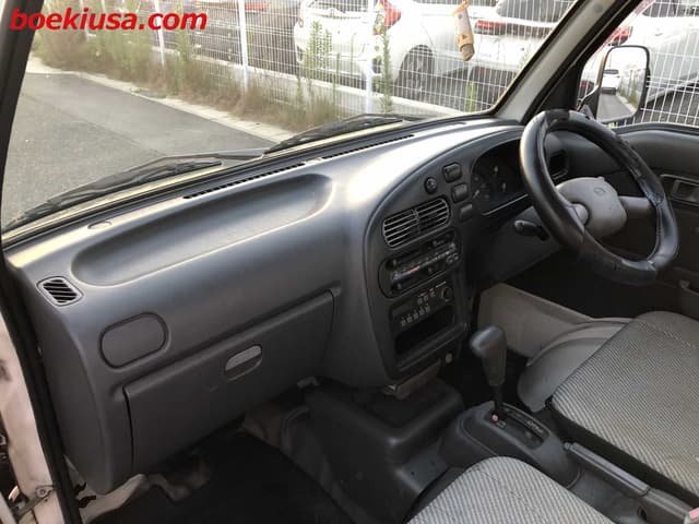 1996 Daihatsu Hijet JDM car for sale — photo 9 of 20