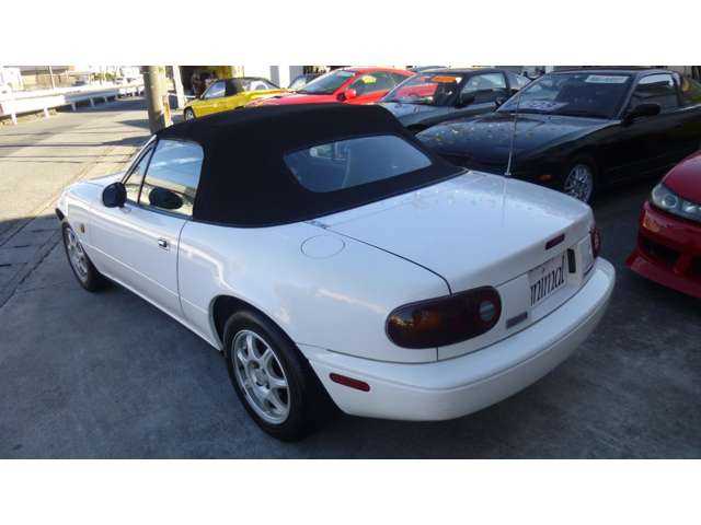 1993 Mazda Roadster (Eunos Roadster / MX-5) JDM car for sale — photo 8 of 20