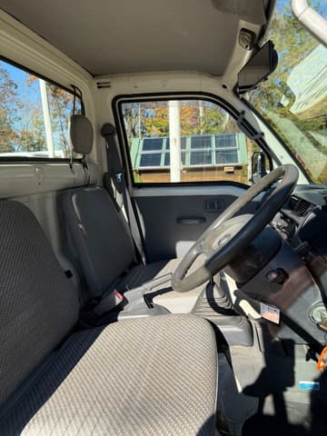 2000 Daihatsu Hijet JDM car for sale — photo 12 of 17
