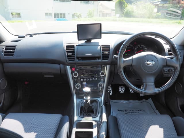 2004 Subaru Legacy JDM car for sale — photo 9 of 14