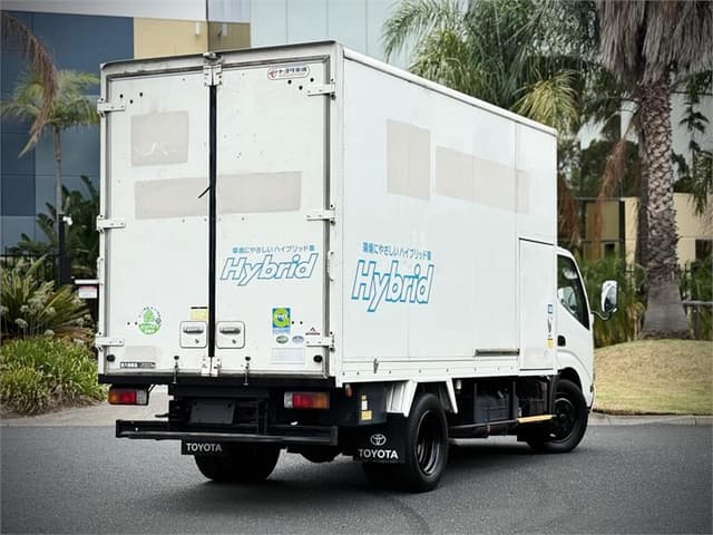 2008 Toyota Dyna JDM car for sale — photo 7 of 24