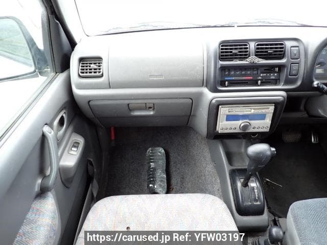 1999 Suzuki Jimny JDM car for sale — photo 19 of 25