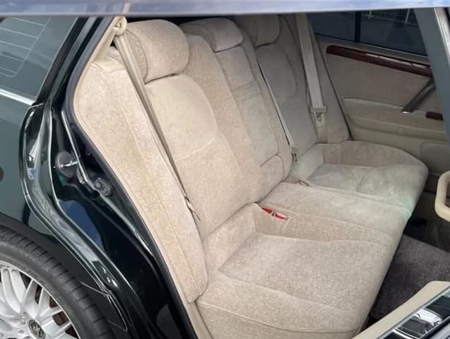 2000 Toyota Crown JDM car for sale — photo 16 of 25