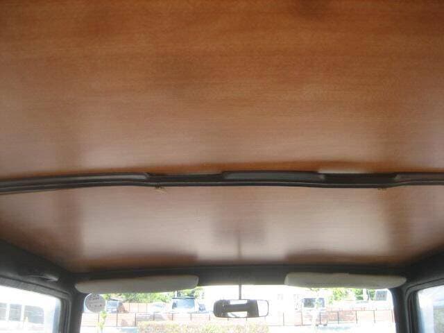 1992 Suzuki Jimny JDM car for sale — photo 6 of 12