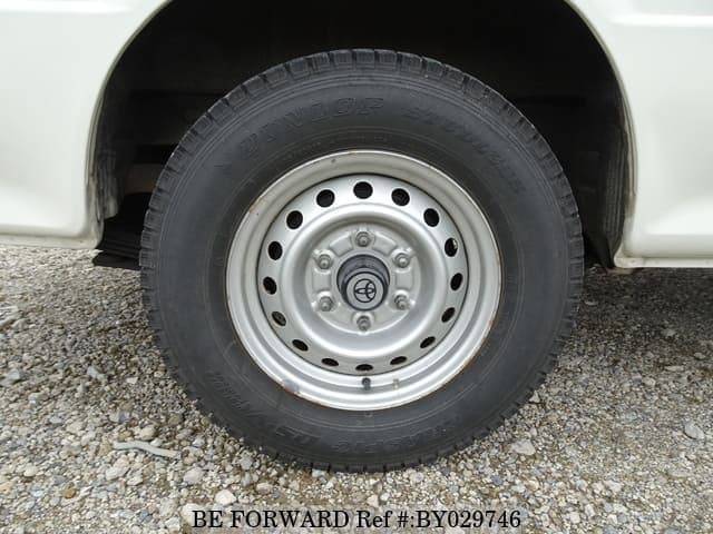 2003 Toyota HiAce JDM car for sale — photo 11 of 25