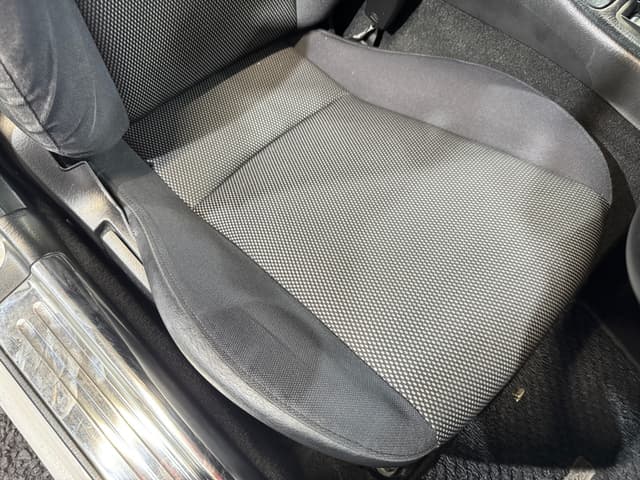 2002 Mazda Roadster (Eunos Roadster / MX-5) JDM car for sale — photo 12 of 25