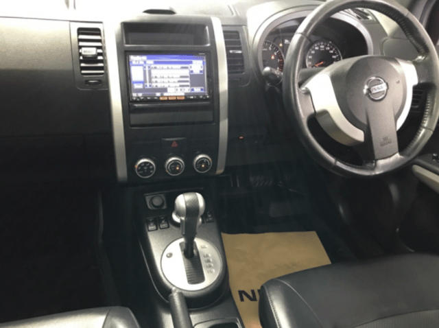 2011 Nissan X Trail JDM car for sale — photo 3 of 3