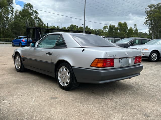 1994 Mercedes-Benz JDM car for sale — photo 8 of 15
