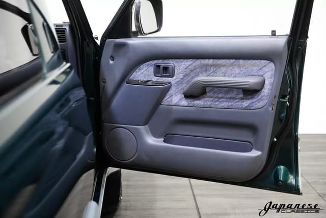 1996 Toyota Land Cruiser JDM car for sale — photo 22 of 25