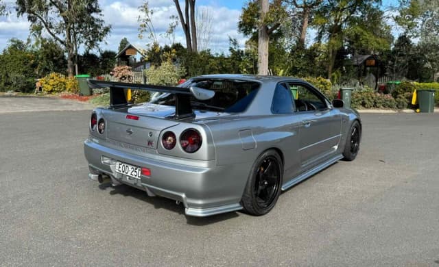 2000 Nissan Skyline JDM car for sale — photo 8 of 10
