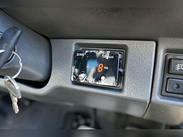 1997 Suzuki Jimny JDM car for sale — photo 14 of 24