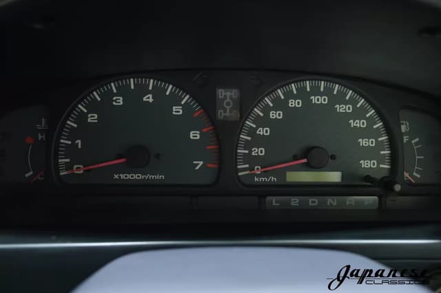 1998 Toyota Hilux JDM car for sale — photo 13 of 25