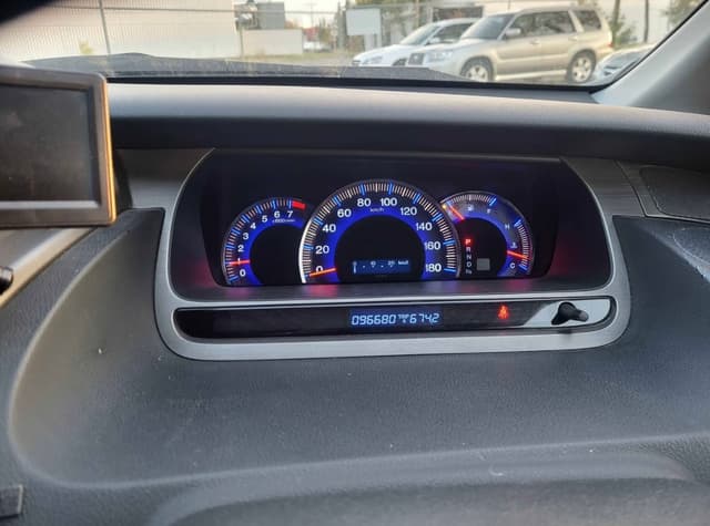 2007 Honda Odyssey JDM car for sale — photo 10 of 13
