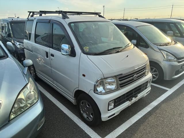 2000 Daihatsu Atrai JDM car for sale — photo 2 of 2