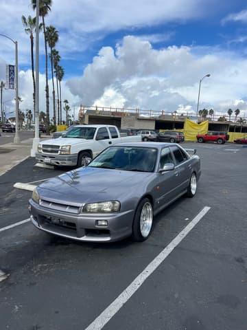 1998 Nissan Skyline JDM car for sale — photo 4 of 11
