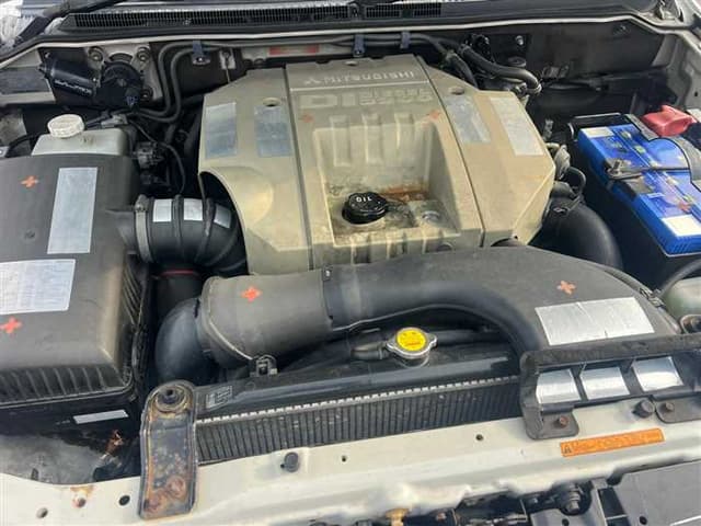 2000 Mitsubishi Pajero JDM car for sale — photo 14 of 25