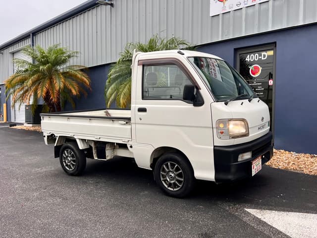1999 Daihatsu Hijet JDM car for sale — photo 3 of 18