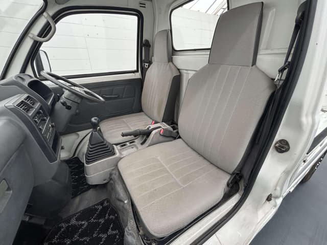 1992 Mitsubishi Minicab JDM car for sale — photo 5 of 25