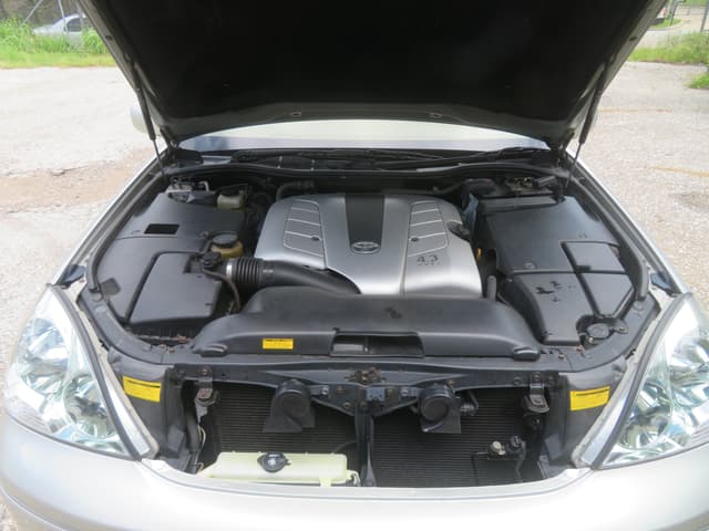 2001 Toyota Celsior JDM car for sale — photo 19 of 20