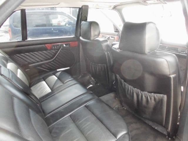 1990 Mercedes-Benz S-Class JDM car for sale — photo 14 of 18