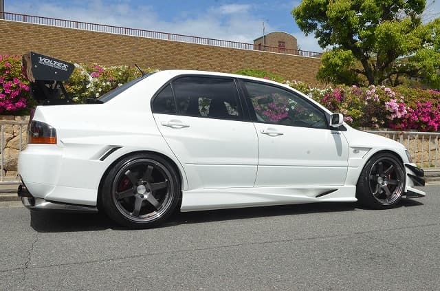 2004 Mitsubishi Lancer JDM car for sale — photo 6 of 11