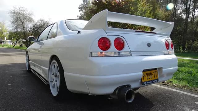 1996 Nissan Skyline JDM car for sale — photo 5 of 25