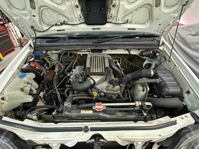 1999 Suzuki Jimny JDM car for sale — photo 12 of 25