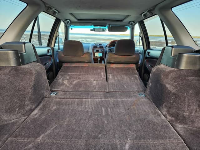 1996 Mitsubishi Legnum JDM car for sale — photo 10 of 12