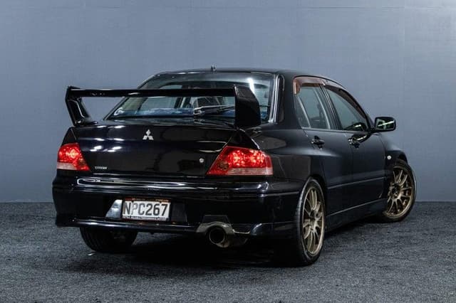 2001 Mitsubishi Lancer Evolution JDM car for sale — photo 9 of 18