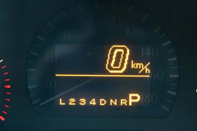 2001 Toyota Majesta JDM car for sale — photo 13 of 19