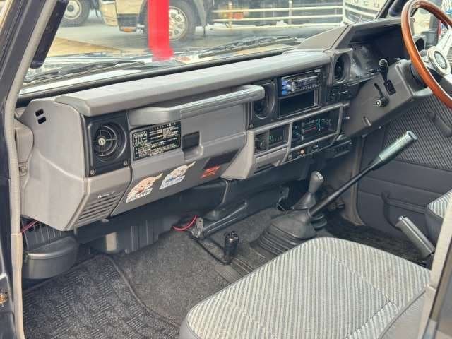 1992 Toyota Land Cruiser JDM car for sale — photo 21 of 25