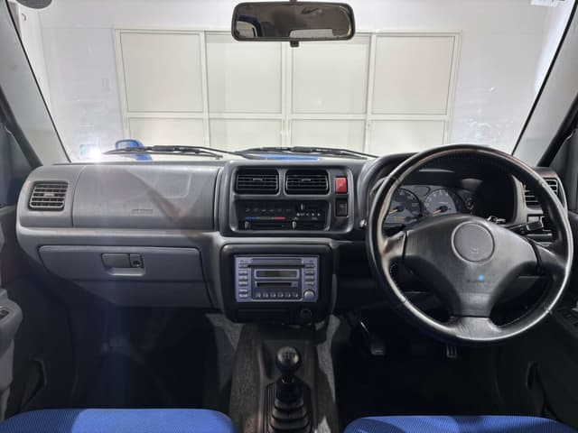 2001 Suzuki Jimny JDM car for sale — photo 10 of 25