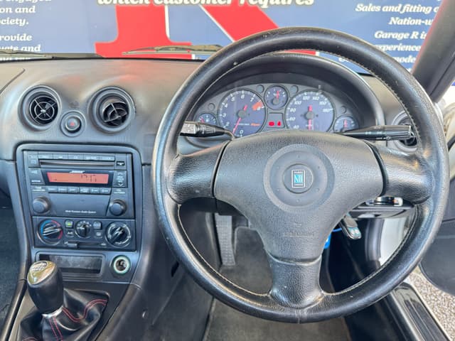 1998 Mazda Roadster (Eunos Roadster / MX-5) JDM car for sale — photo 9 of 25