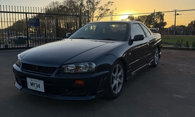 1999 Nissan Skyline JDM car for sale — photo 6 of 10