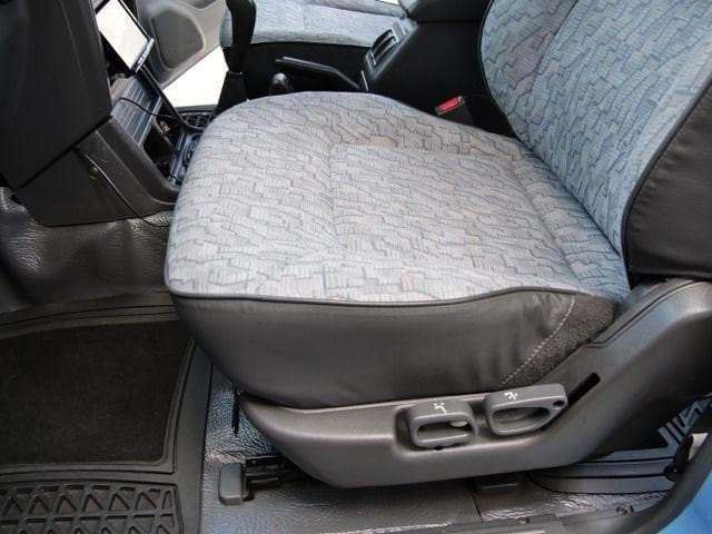 1998 Mitsubishi Pajero JDM car for sale — photo 2 of 14