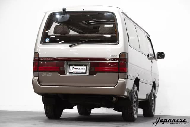 1995 Toyota HiAce JDM car for sale — photo 8 of 25