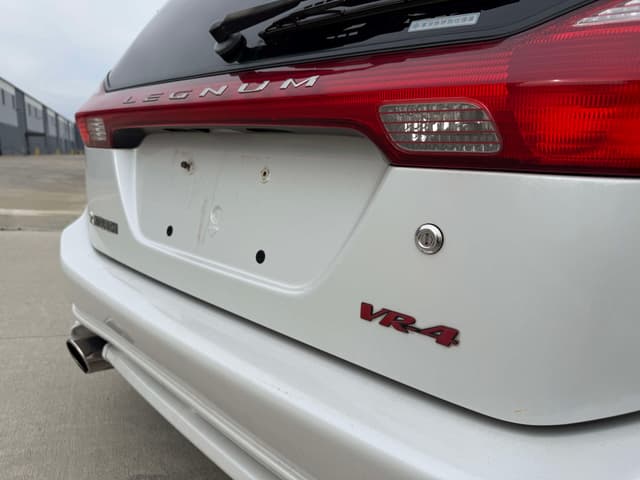 1996 Mitsubishi Legnum JDM car for sale — photo 18 of 25