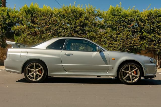 1999 Nissan Skyline JDM car for sale — photo 13 of 25