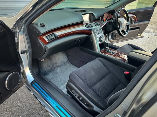 2008 Honda Legend JDM car for sale — photo 21 of 25