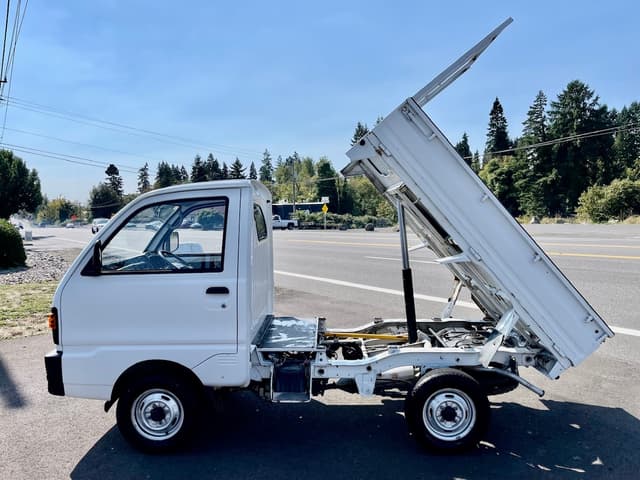 1992 Mitsubishi Minicab JDM car for sale — photo 8 of 25