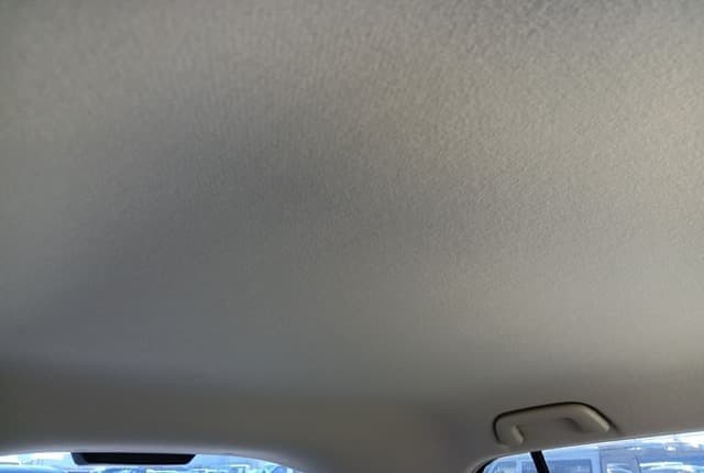 2010 Toyota Vitz JDM car for sale — photo 24 of 25