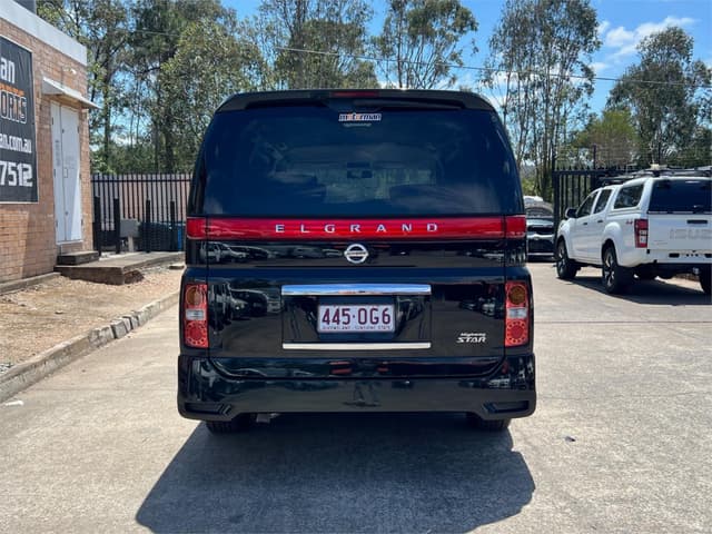 2009 Nissan Elgrand JDM car for sale — photo 7 of 16