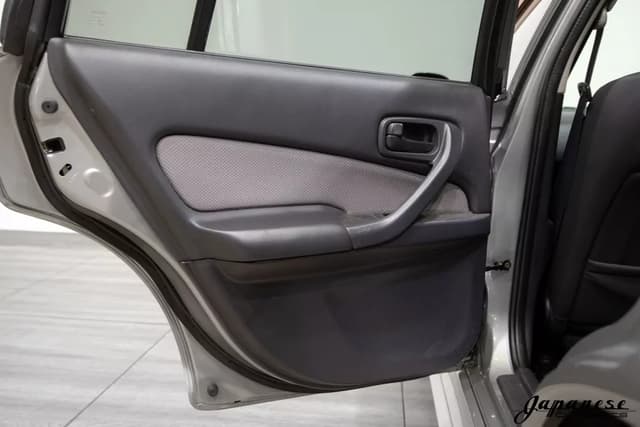 1998 Nissan Skyline JDM car for sale — photo 20 of 25